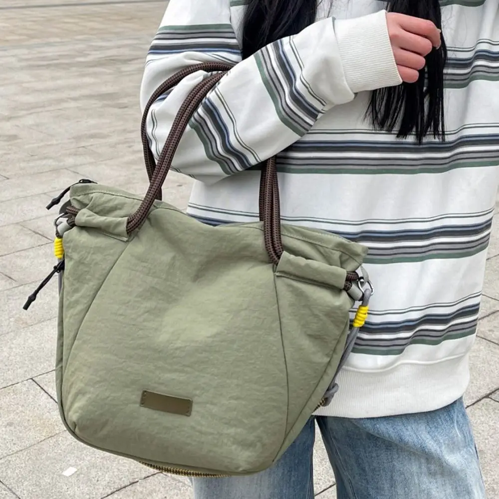 Bolso bandolera de pesca con bolsillos y cordón ajustable - imagen 3