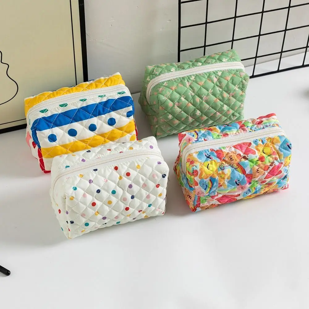 Bolsa de cosméticos acolchada de algodón con estampado floral kawaii - imagen 3