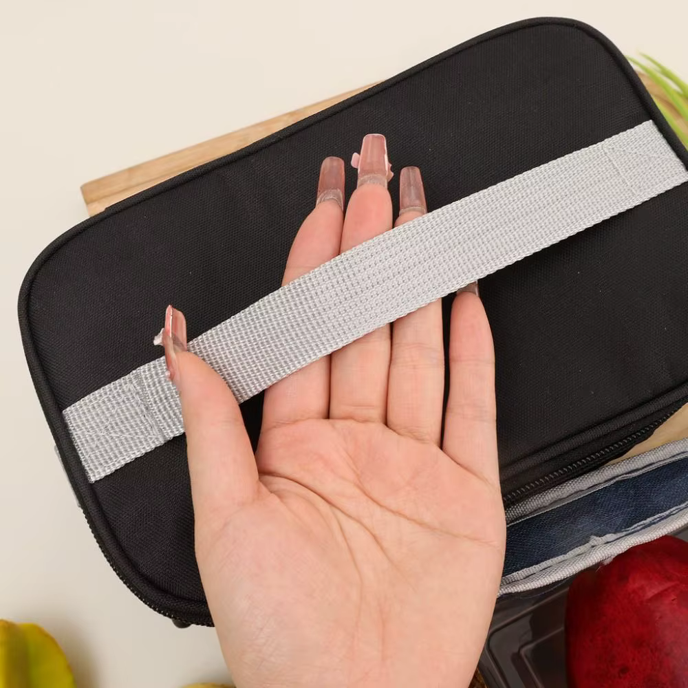 Bolsa plegada que demuestra su portabilidad