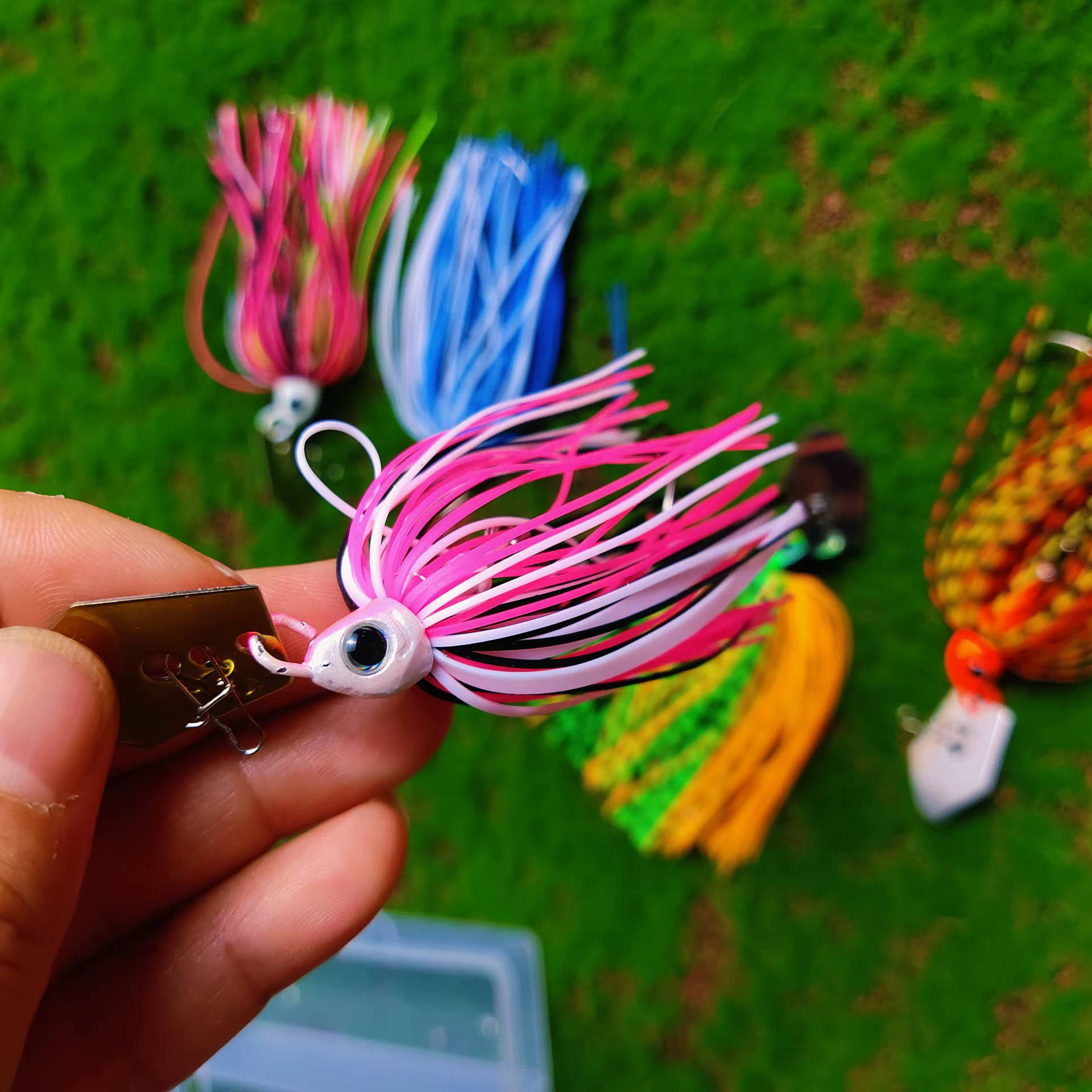 Juego de señuelos Chatterbait MUKUN para pesca deportiva
