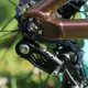 Tensor de cadena bicicleta aluminio doble guía de resorte suave - imagen 3