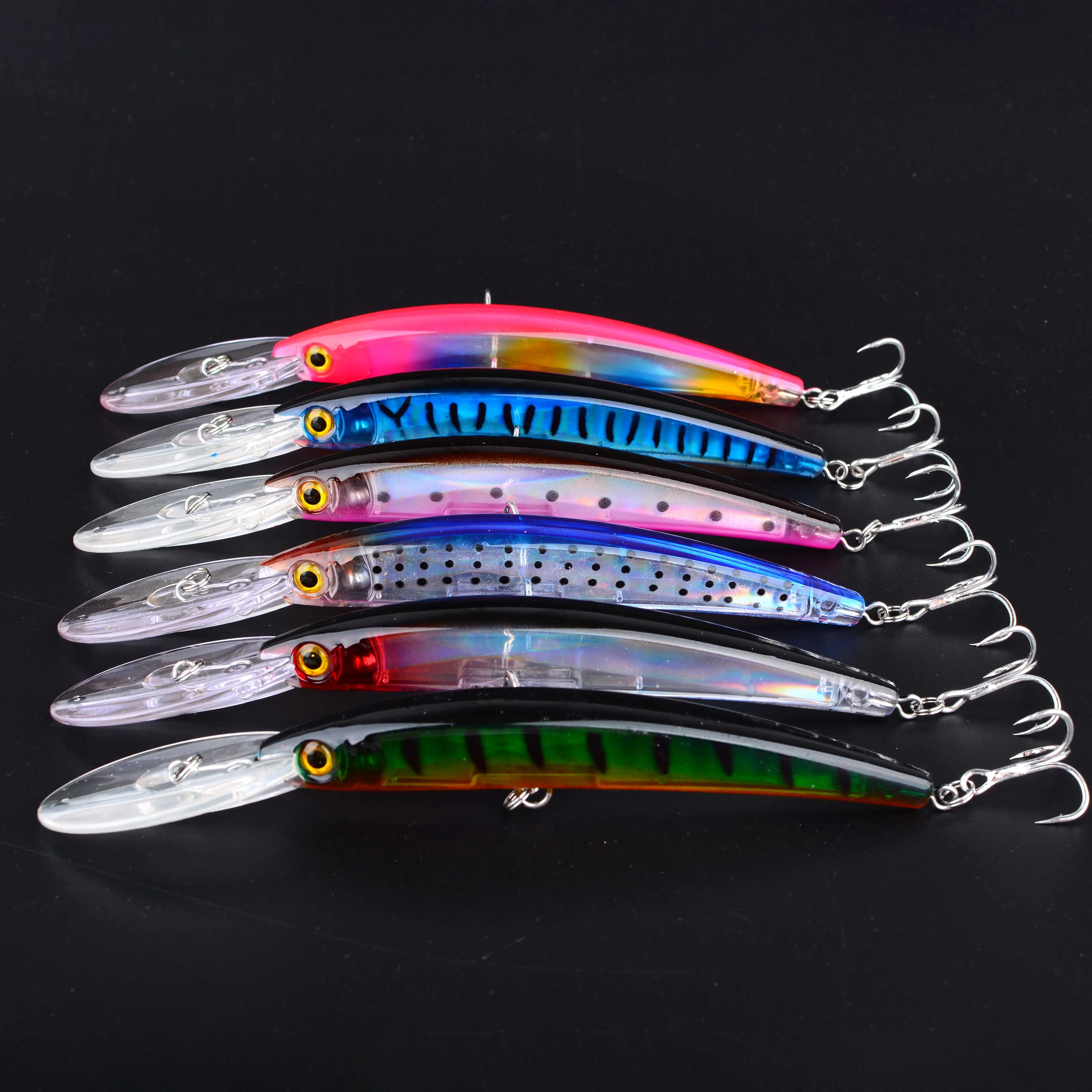 Presentación del señuelo en colores tipo minnow
