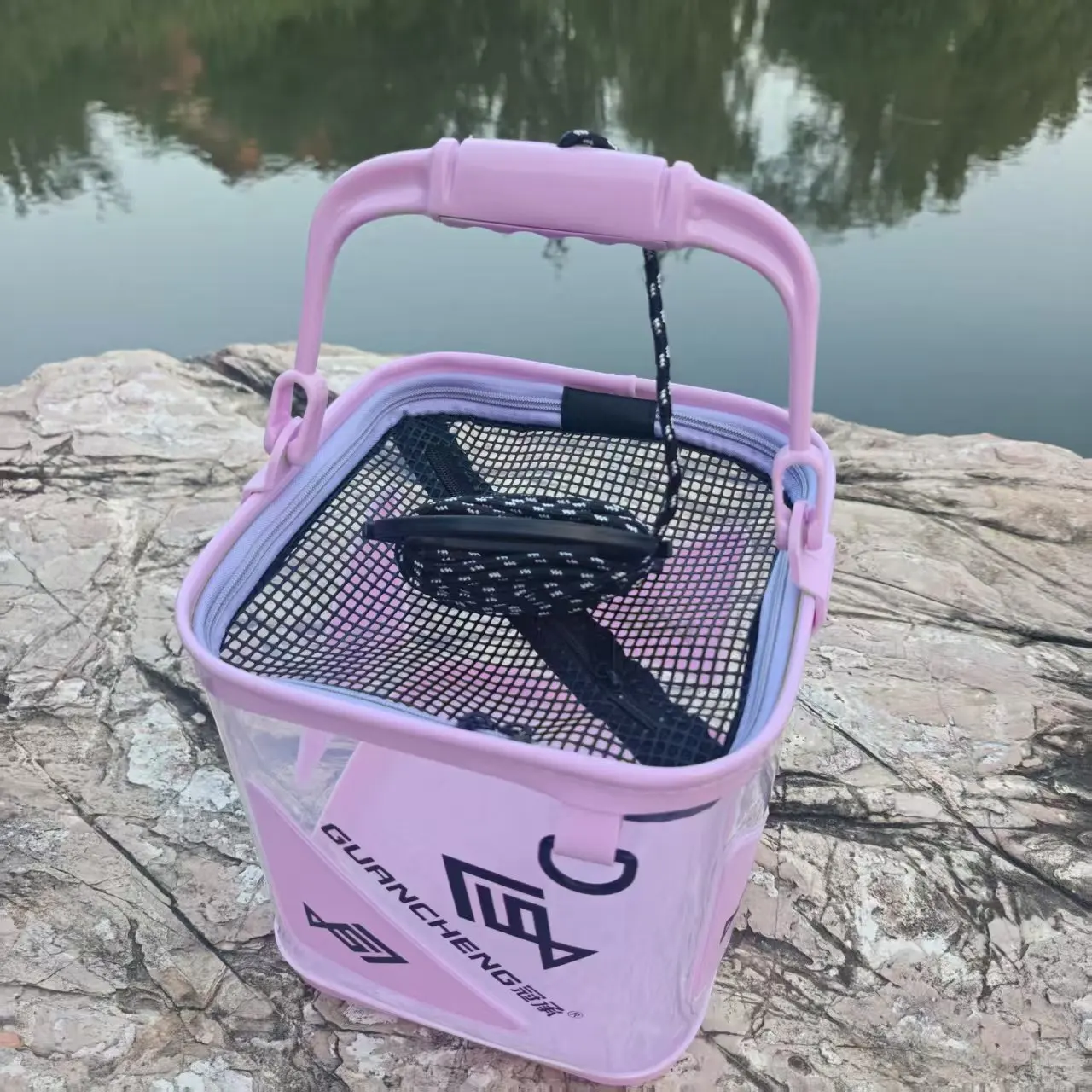 Cubo portátil para equipo de pesca