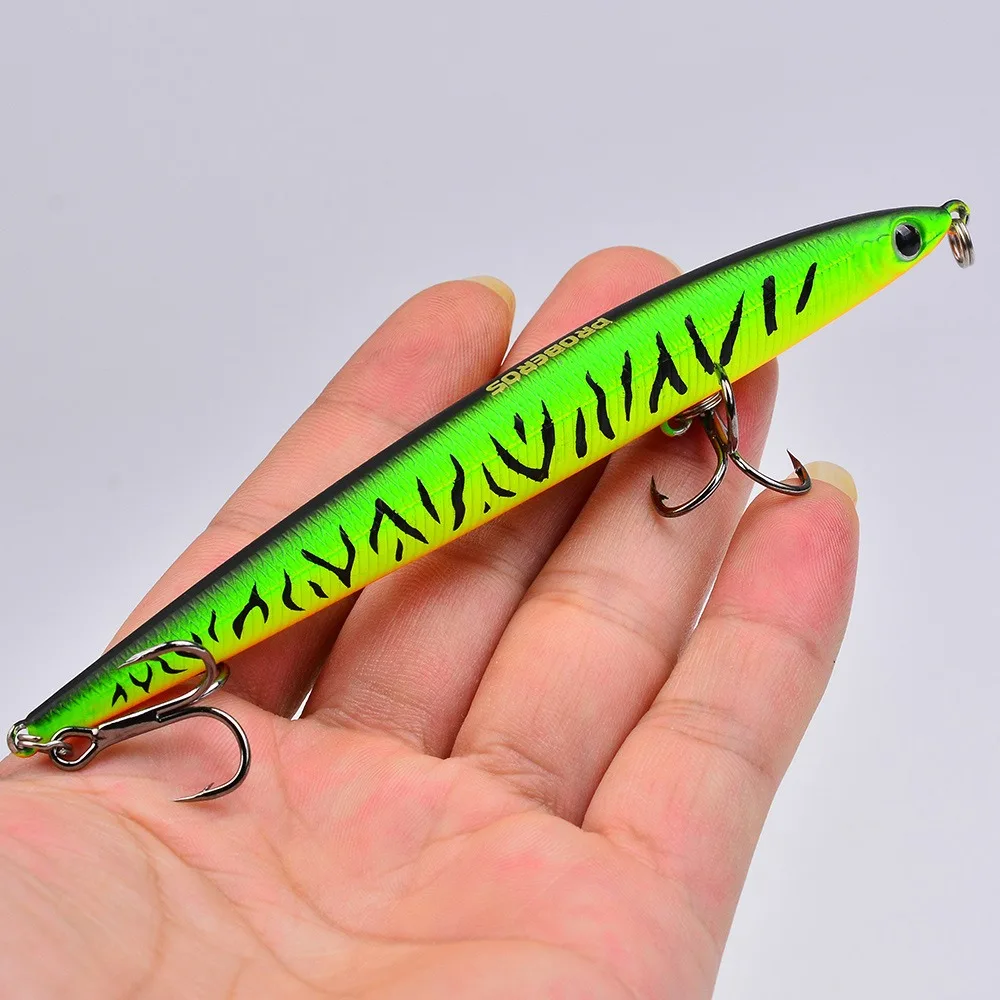 Crankbait duro de pececillo hundible para lubina con anzuelo triple - imagen 2