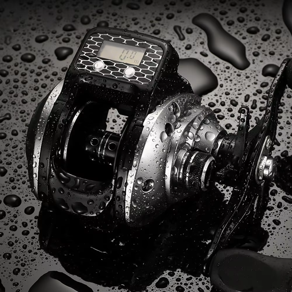 Carrete de baitcasting de perfil bajo con contador digital LED