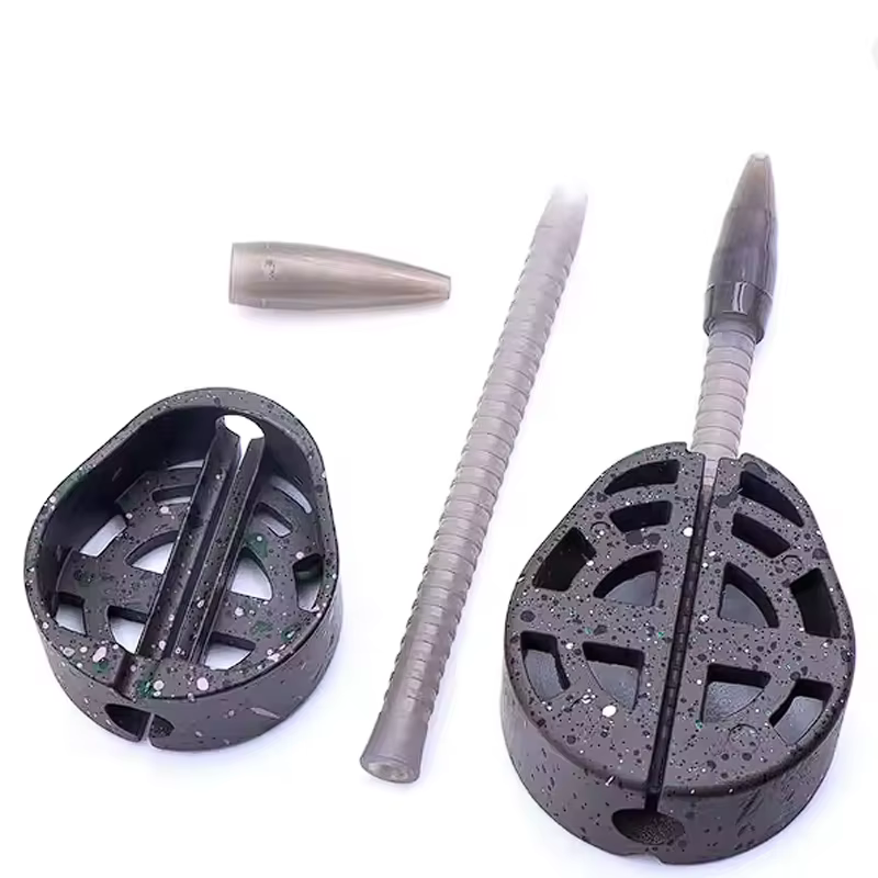 Feeders Planos para Carpa con Cesta de Cebo – Línea Directa - imagen 2