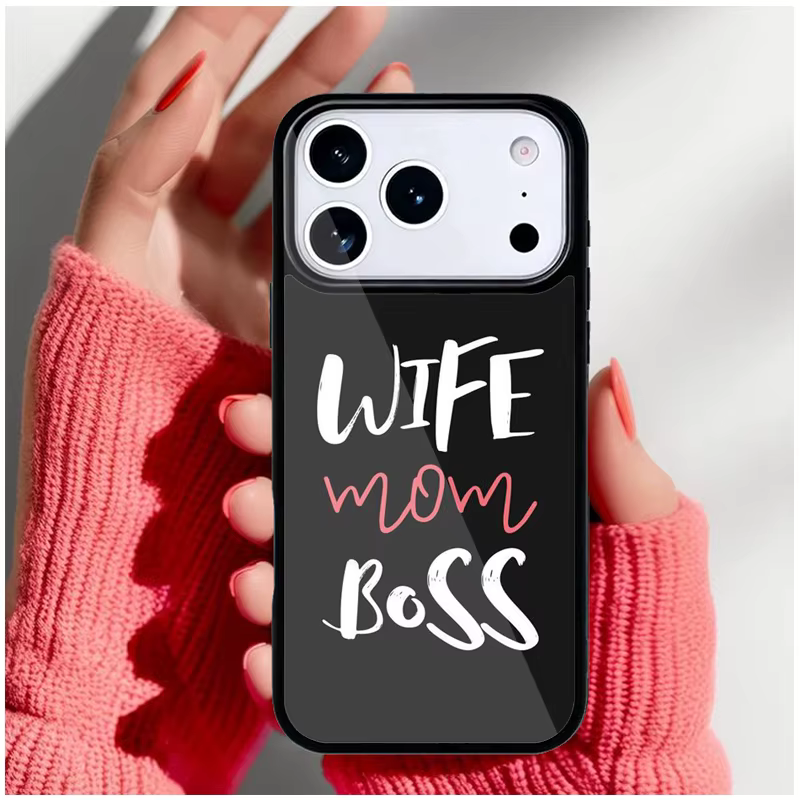 Funda sobre mesa mostrando el diseño completo