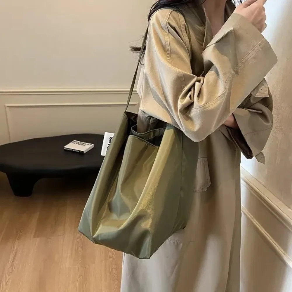 Bolso de pesca tote nailon suave gran capacidad, diseño versátil - imagen 4