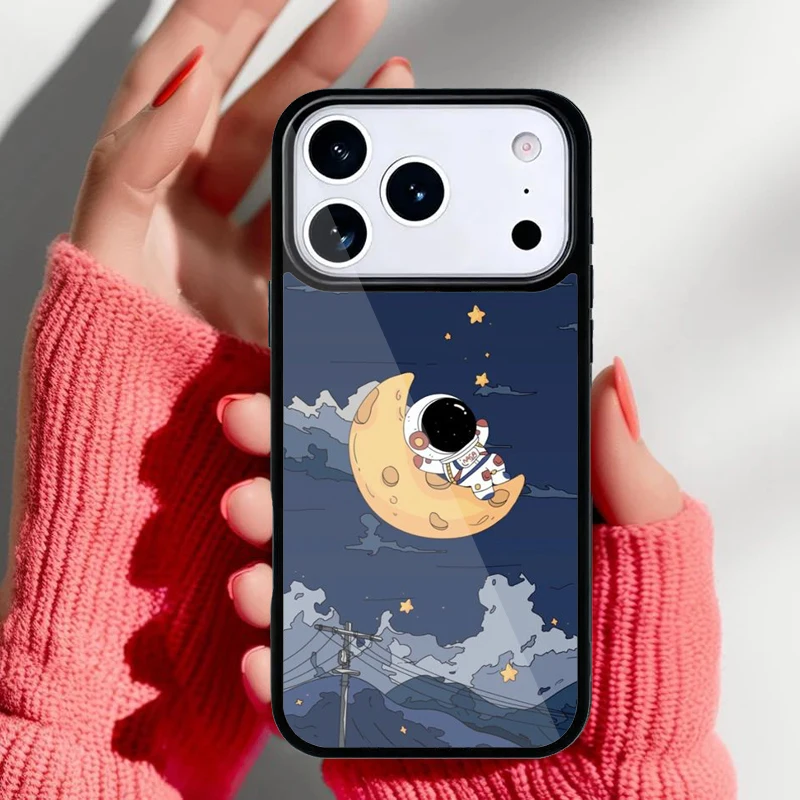 Funda con diseño de astronauta y luna en tonos azules y grises