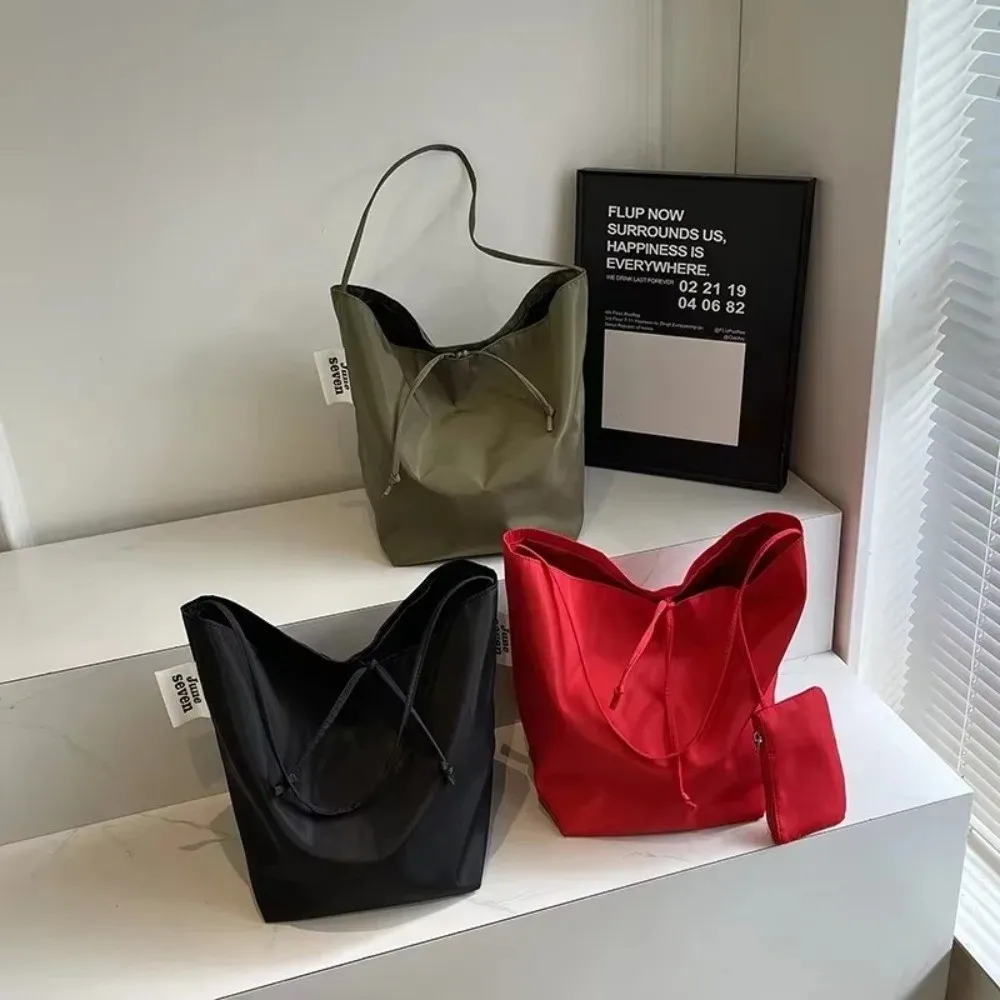 Bolso de pesca tote nailon suave gran capacidad, diseño versátil - imagen 2