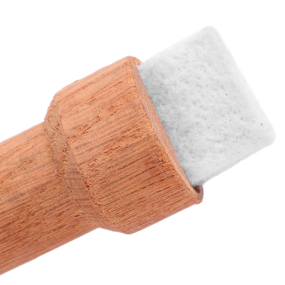Cepillo limpiador de guitarra para cuerdas y diapasón - imagen 2
