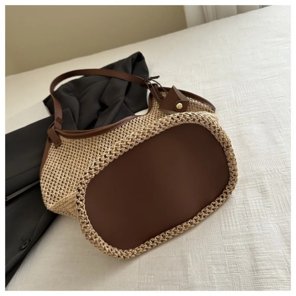 Bolso de hombro de paja tejida con correas de PU y gran capacidad