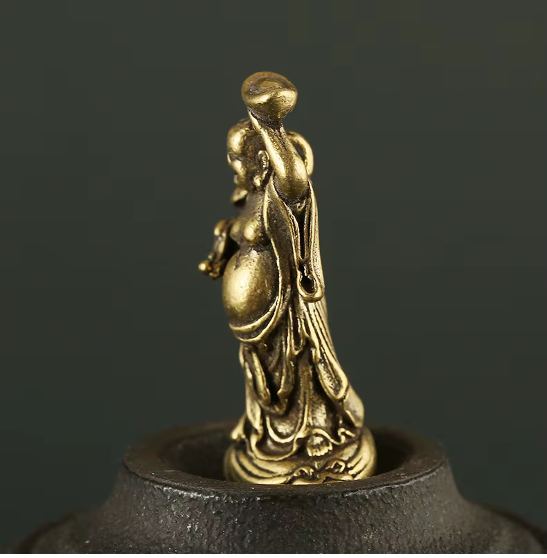 Buda Maitreya en latón y cobre para escritorio - imagen 3