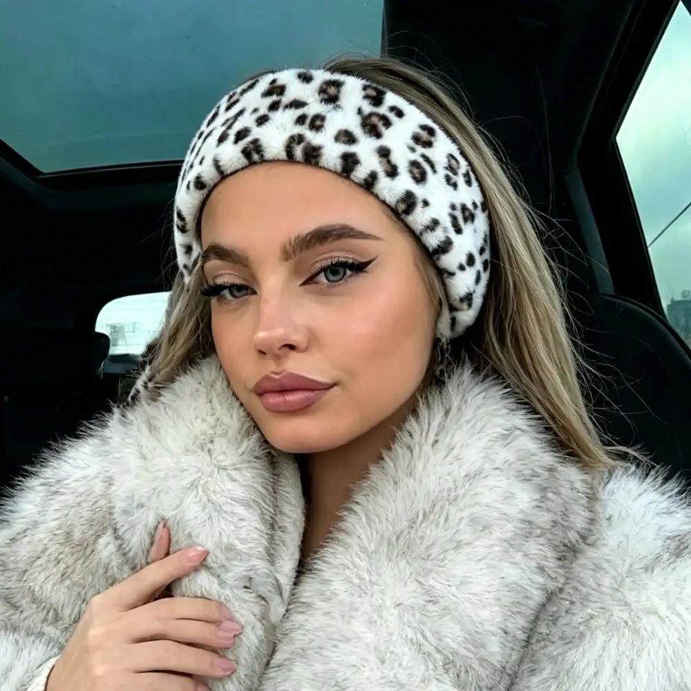 Diadema de invierno de pelo sintético con estampado de leopardo - imagen 3