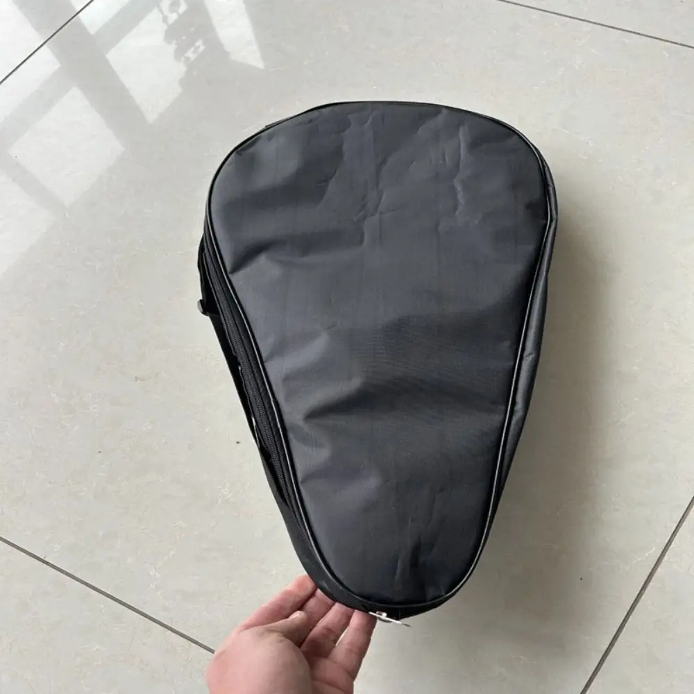 Funda para pala de pádel con diseño práctico