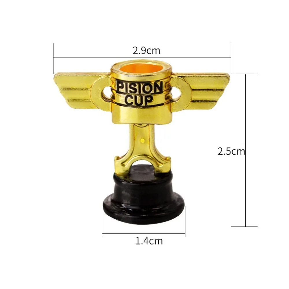 Trofeo PISTON CUP dorado de plástico para ganadores