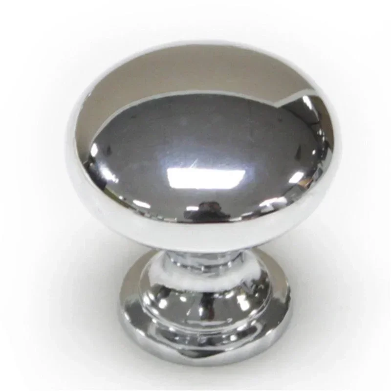 Tirador con tornillo de montaje