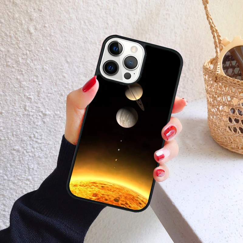 Vista lateral de la funda con el patrón astronómico