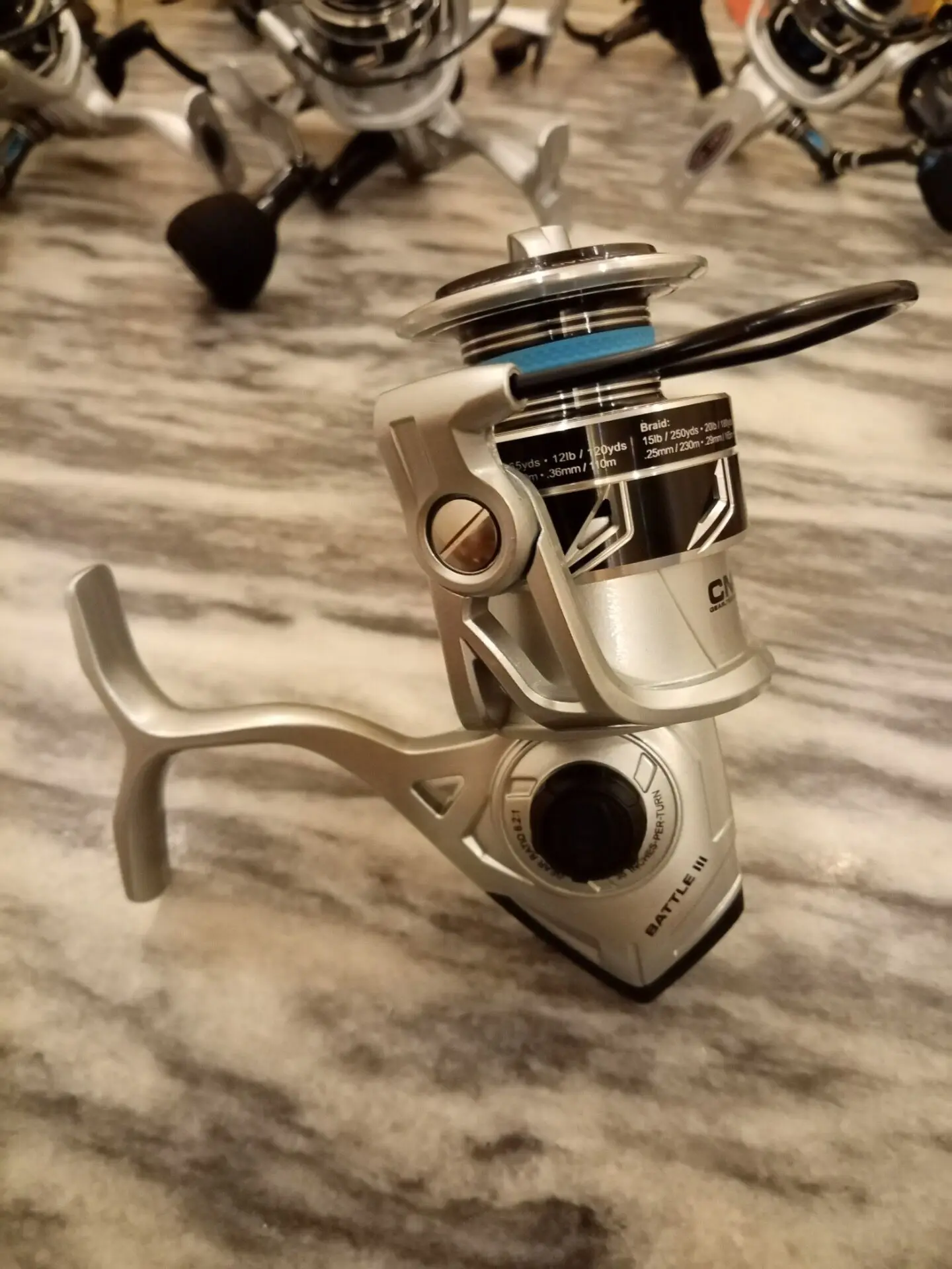 Carrete giratorio PENN Battle III 2500DX para pesca en agua salada - imagen 4