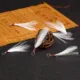 MNFT Señuelo de pluma colgante con anzuelo triple Bloodstreams - imagen 3