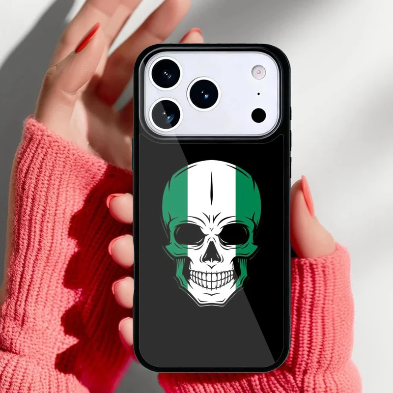 Funda Nigeria iPhone - recortes precisos