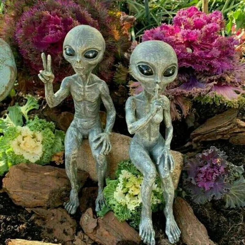 Decoración de jardín con figura extraterrestre – Resina resistente para exterior