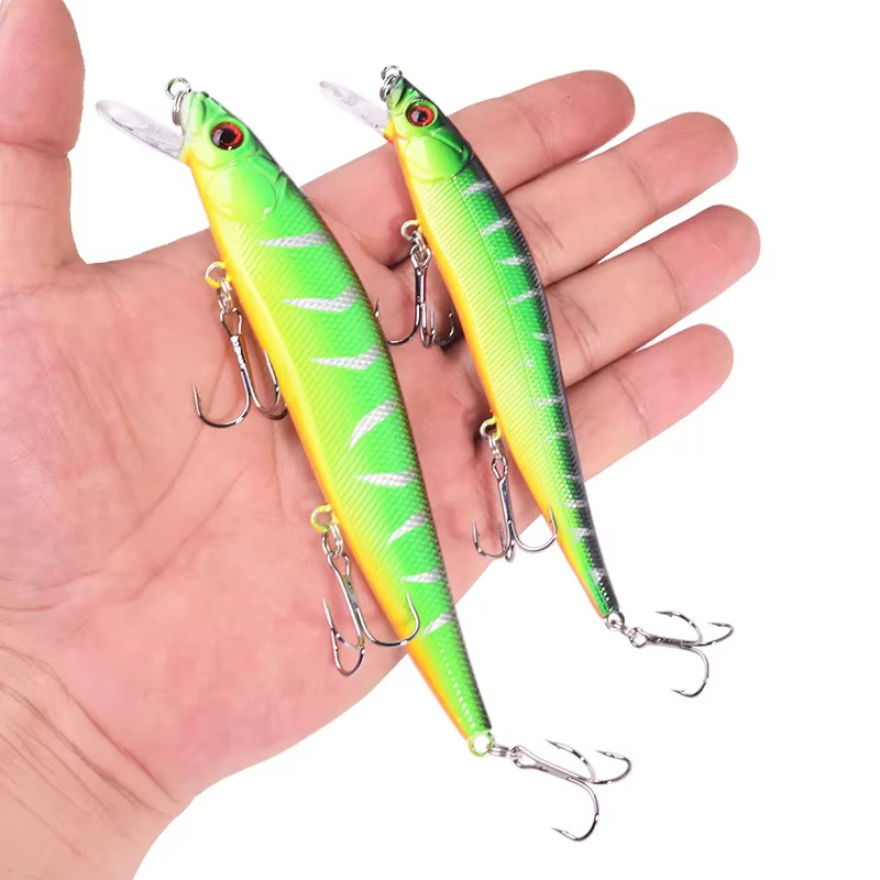 Wobbler Minnow Flotante para Lucio – Crankbait con Triple Gancho - imagen 2