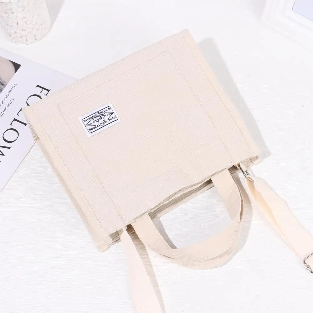 Bolso bandolera en uso con bandolera