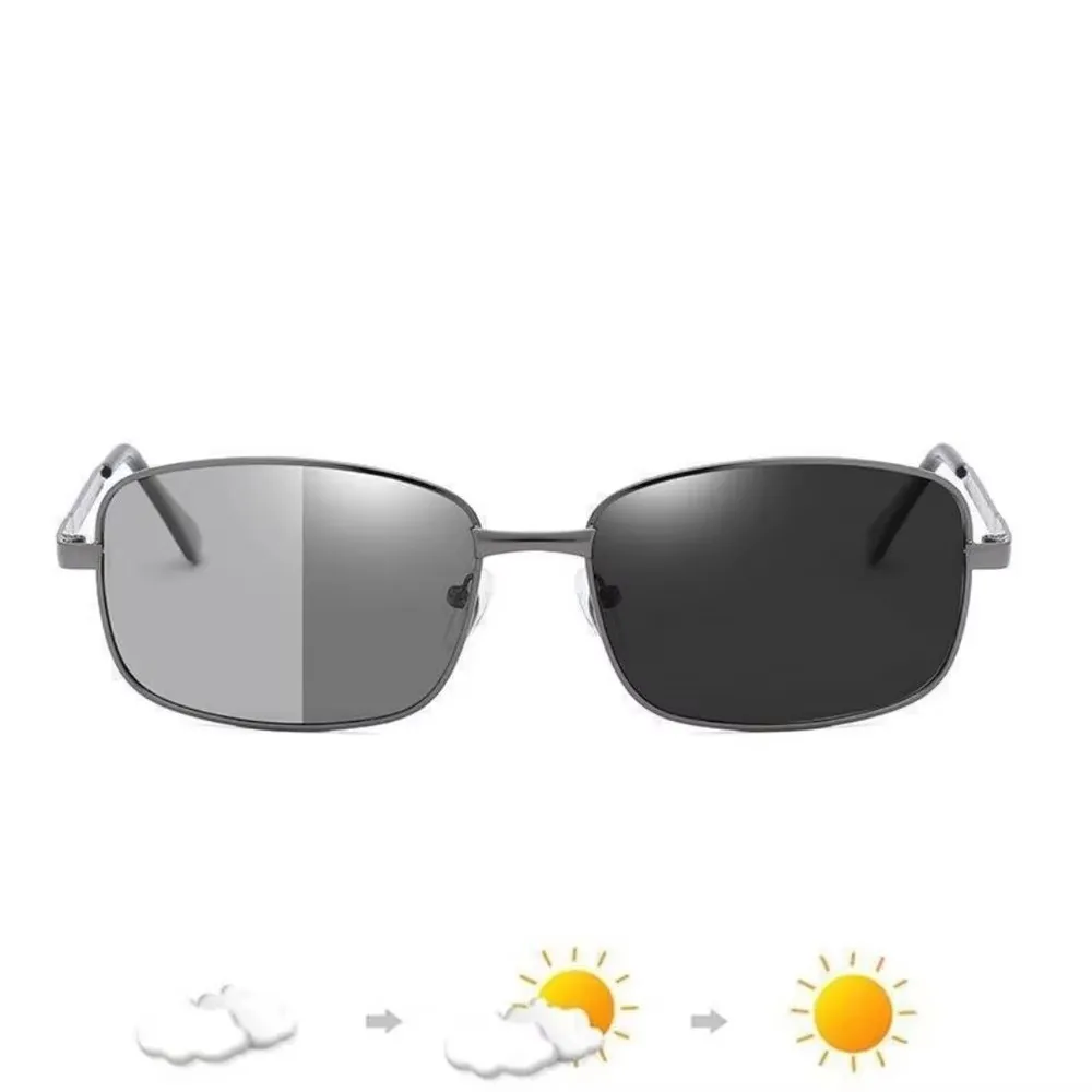 Las gafas en uso para conducción