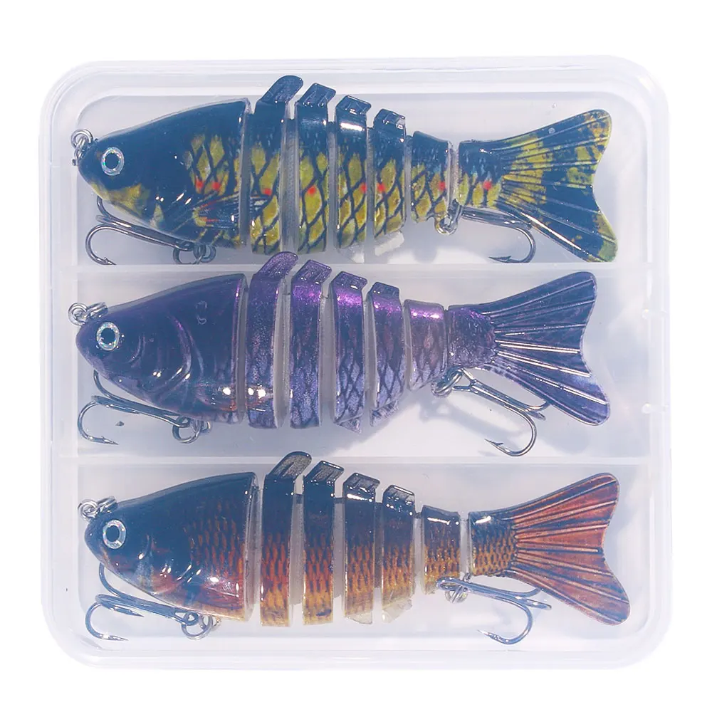 Vista detallada del crankbait con anzuelos triples