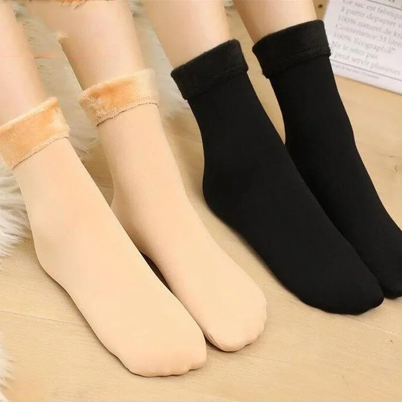Calcetines de invierno en color negro y beige