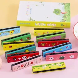 Melódica infantil de madera con dibujos animados y colores