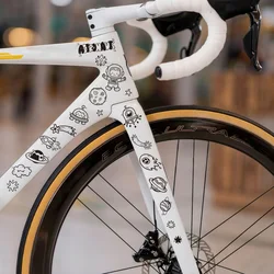 Pegatinas impermeables para bicicleta con gato astronauta decorativo
