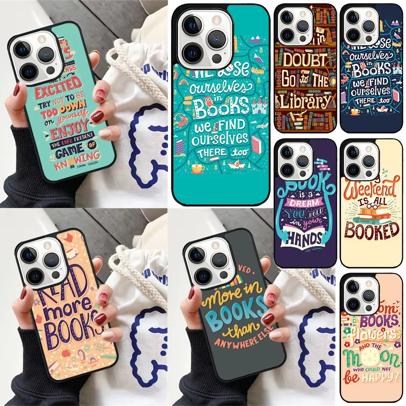 Funda iPhone con diseño de biblioteca vintage – Citas literarias y estantería - imagen 2