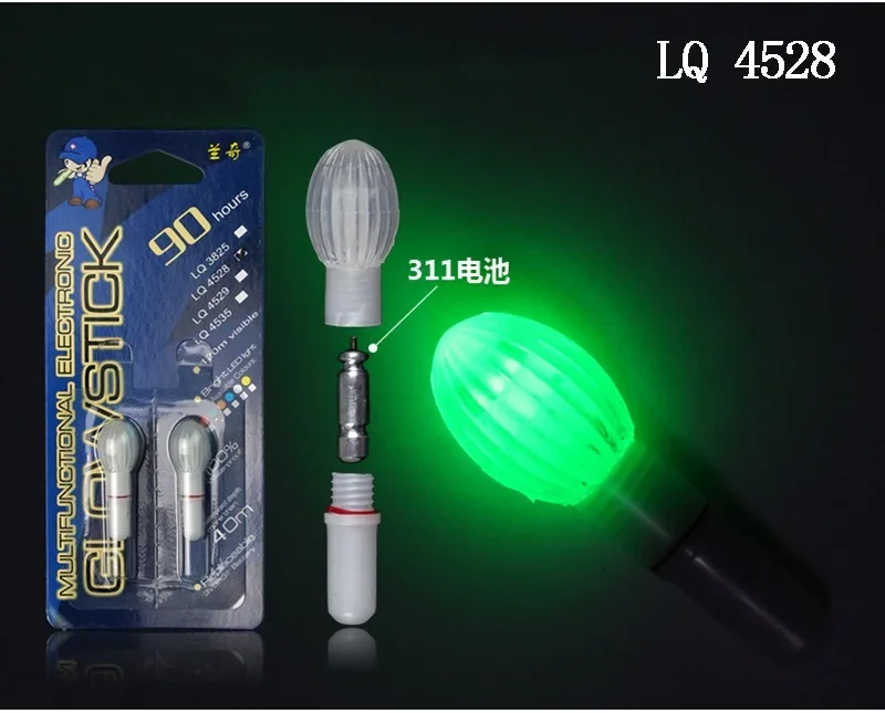 Uso sumergido del palo de luz en el agua