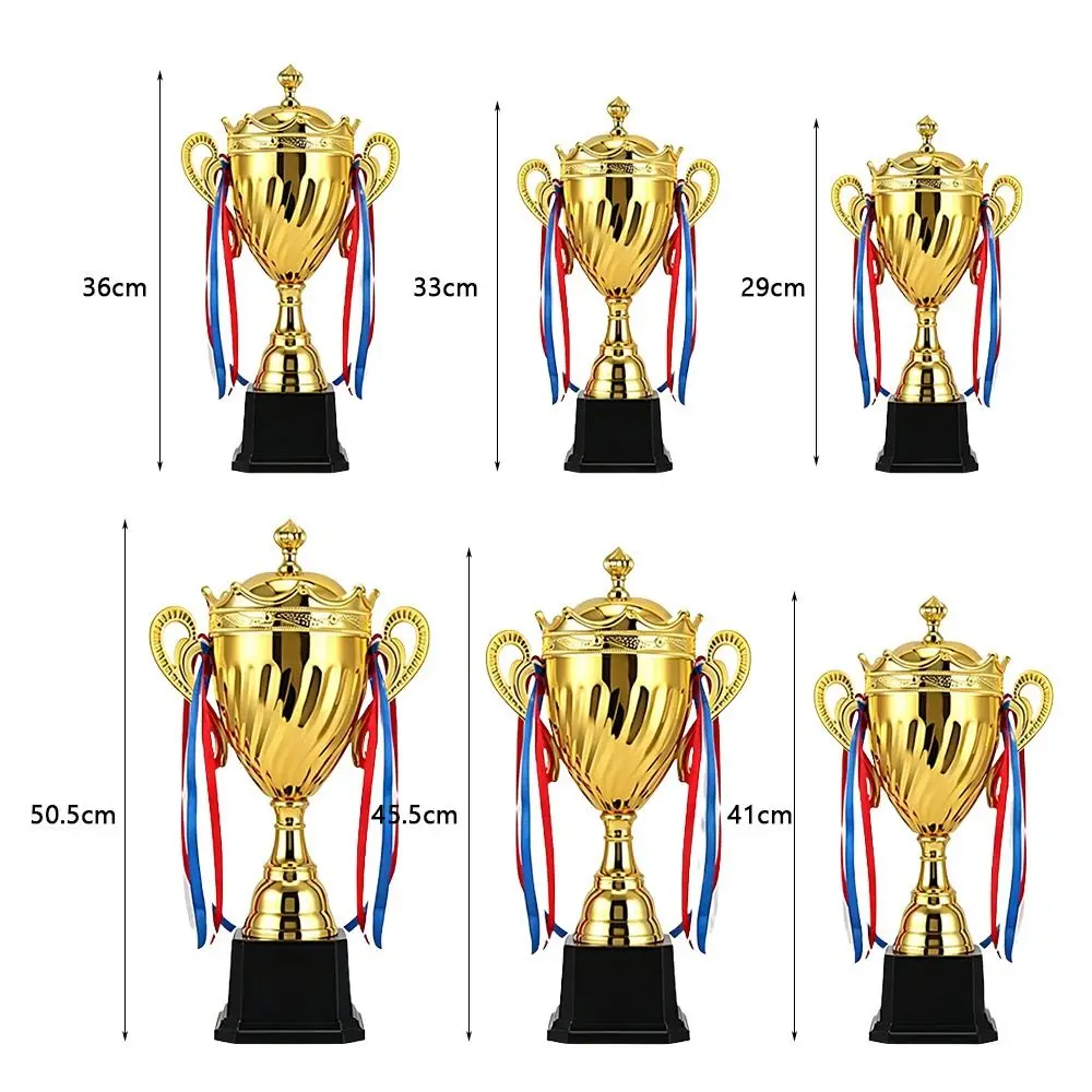 Varias alturas de trofeo