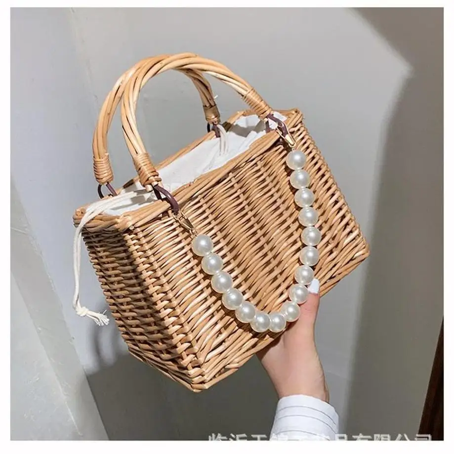 Bolso de mimbre tejido a mano con diseño floral - imagen 3