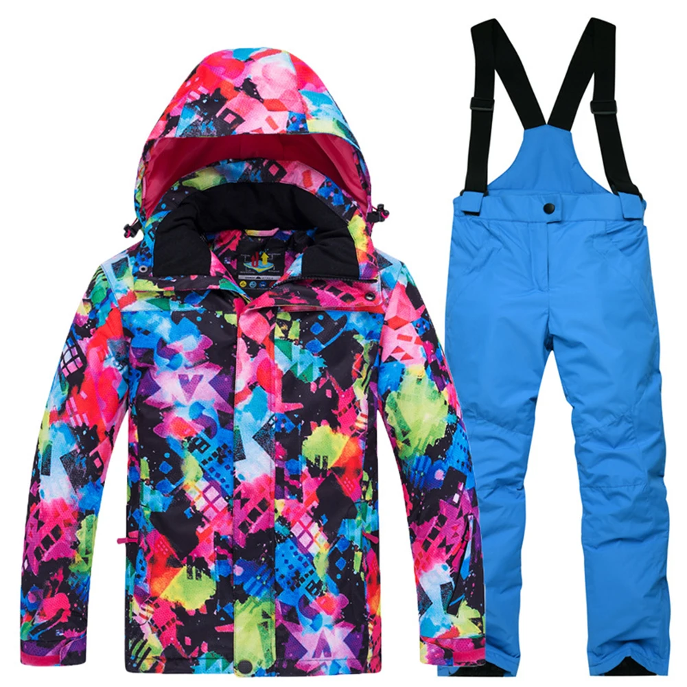 Ropa de nieve lista para el frío
