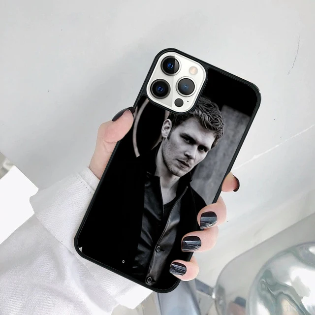 Funda Klaus Mikaelson compatible con múltiples modelos de iPhone