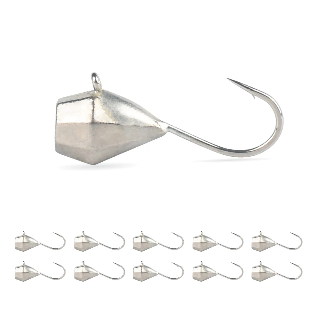 Detalle de anzuelos para pesca de invierno en lago