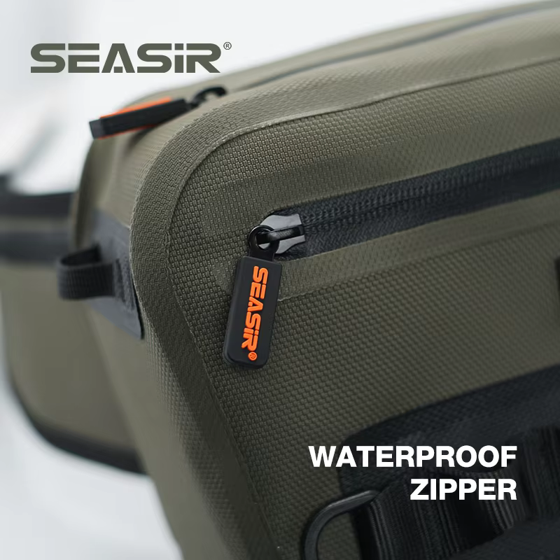 Bolsa pesca impermeable Seasir – Suspensión y bolsillo lateral
