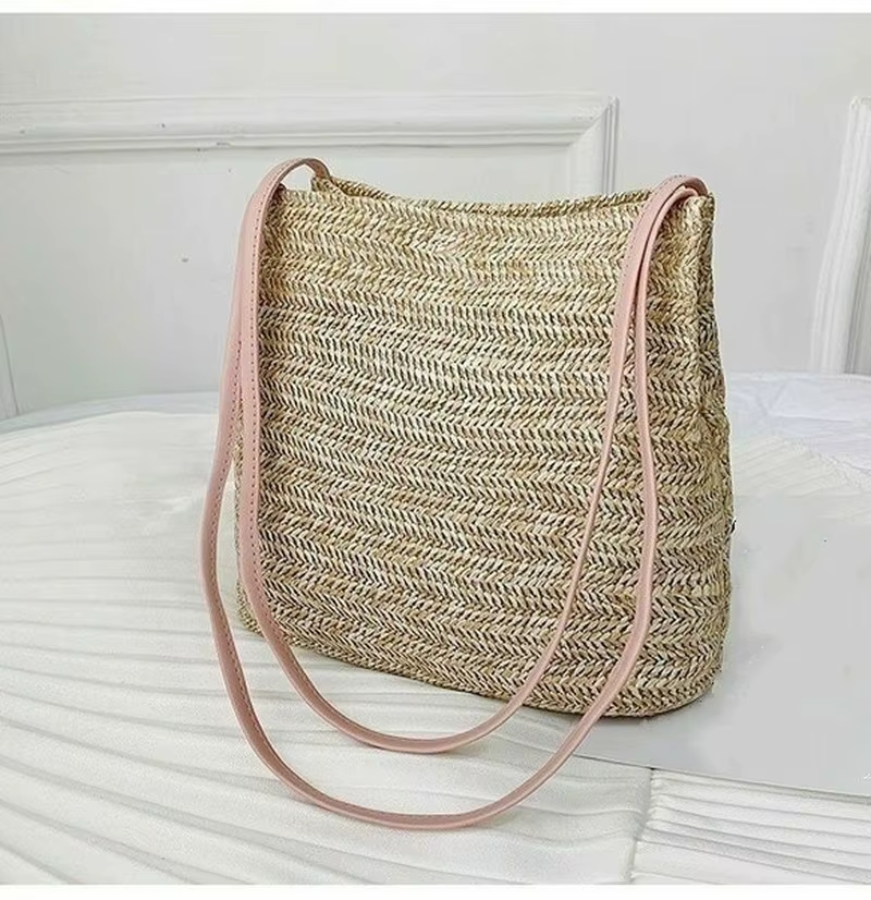 Cesta de Mimbre Playa Grande – Bolso Tejido Cruzado de Verano - imagen 5