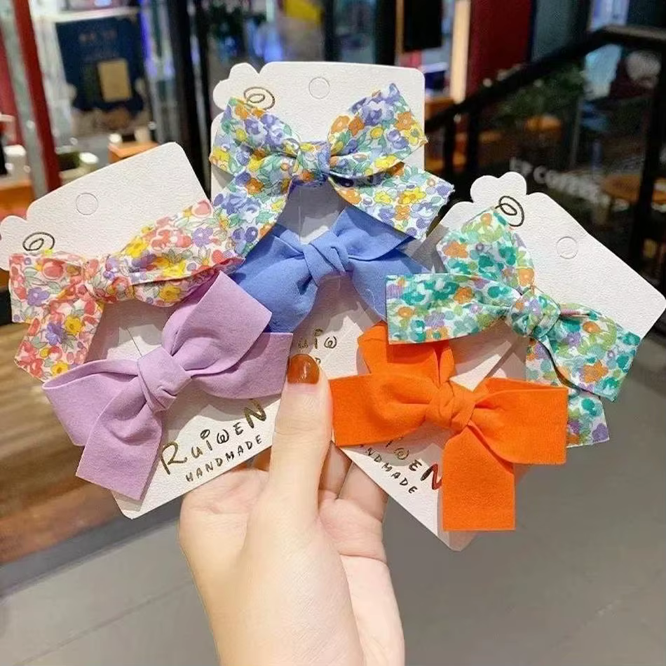 Pasador Femenino con Lazo de Tela Floral - imagen 3
