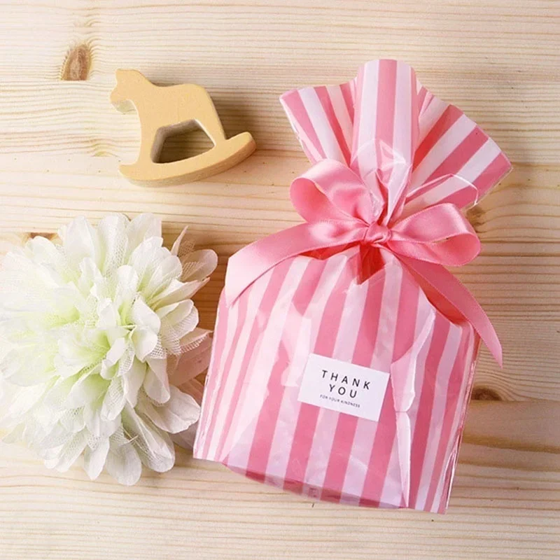 Bolsas de regalo con lazo a rayas – para fiestas y dulces - imagen 3