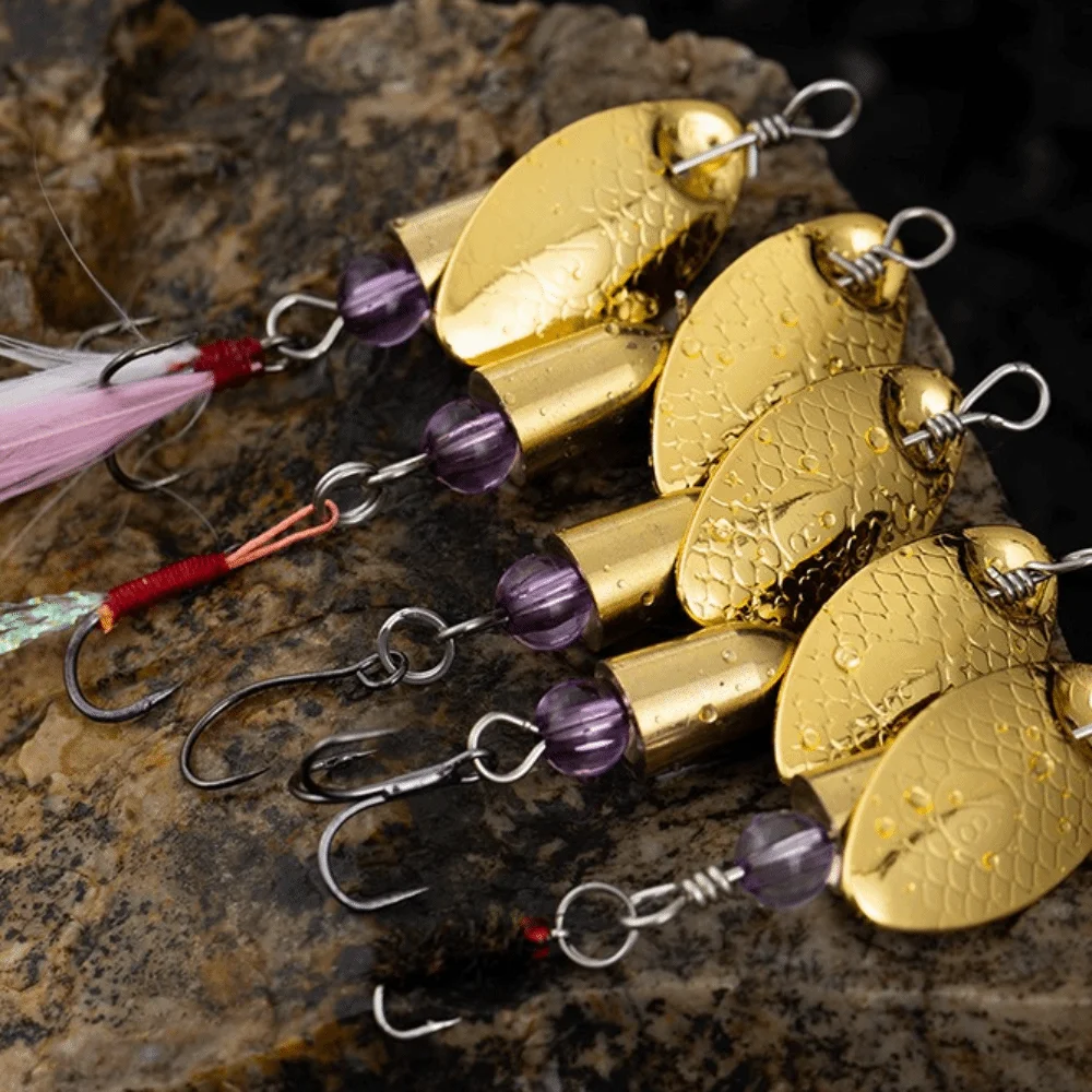 Señuelos giratorios de cuchara metálica con plumas y anzuelos triples - imagen 5