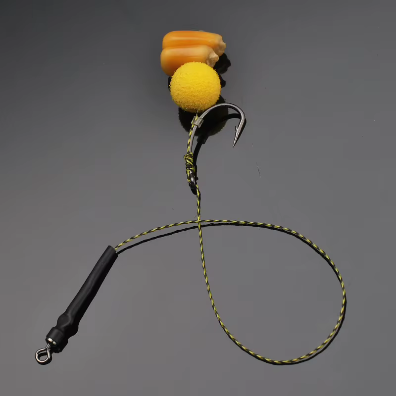 Montaje de carpfishing con anzuelo, línea PE y giratorio - imagen 5