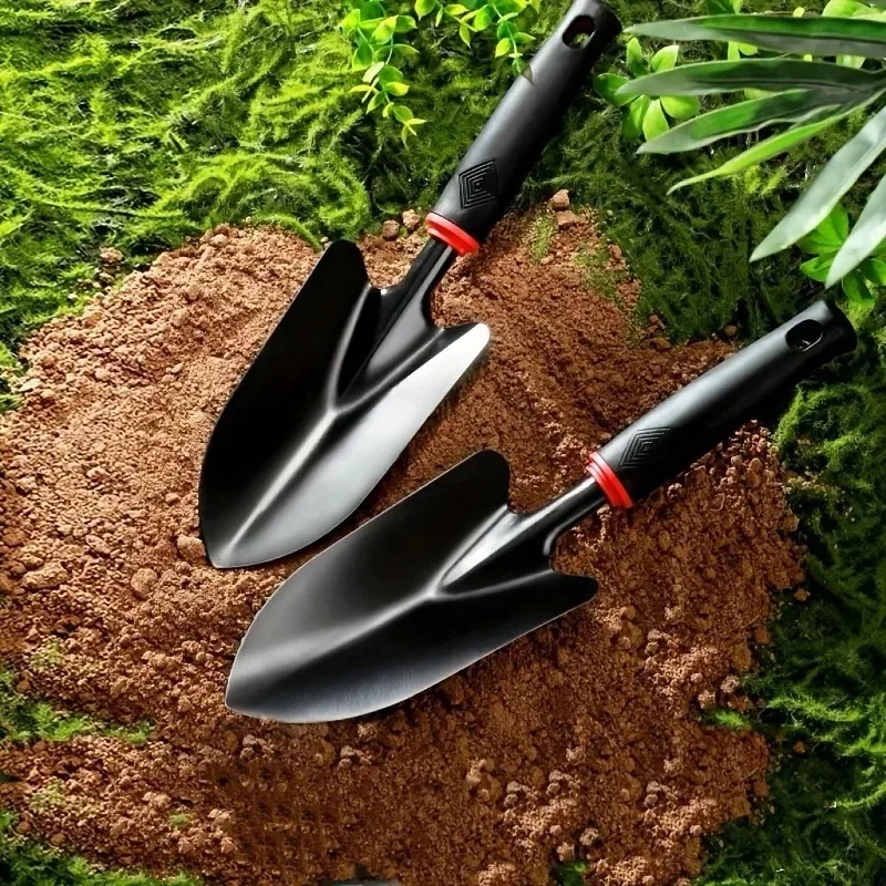 Uso cotidiano en jardinería: trasplante y hoyos de siembra