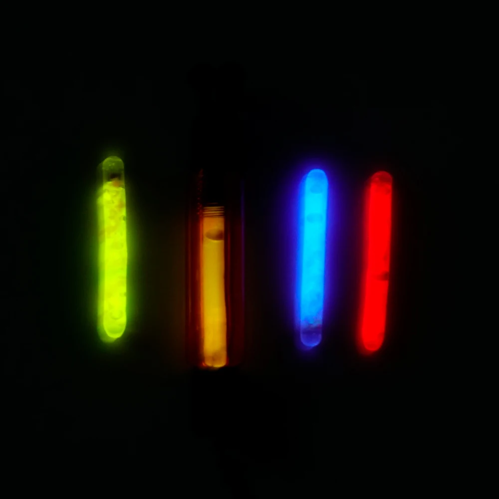 Comparativa de uso de varitas fluorescentes frente a luces electrónicas