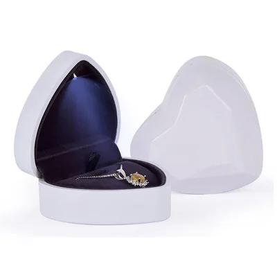 detalle corazón LED