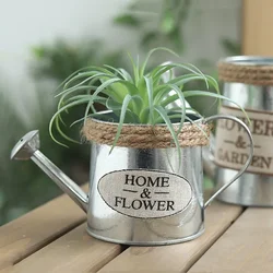 Regadera de hierro Retro pequeña – Decoración de jardín vintage